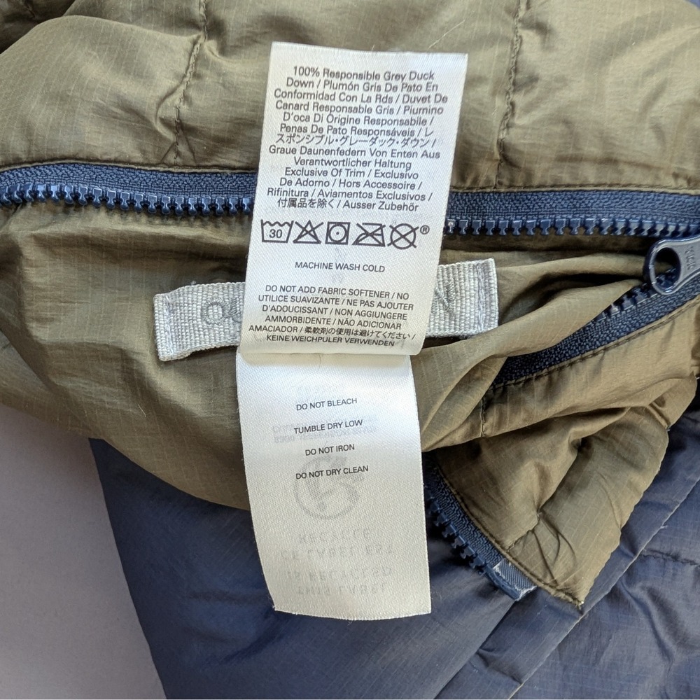 Outerknown Reversible Down Hooded Jacket Mens Med… - image 14